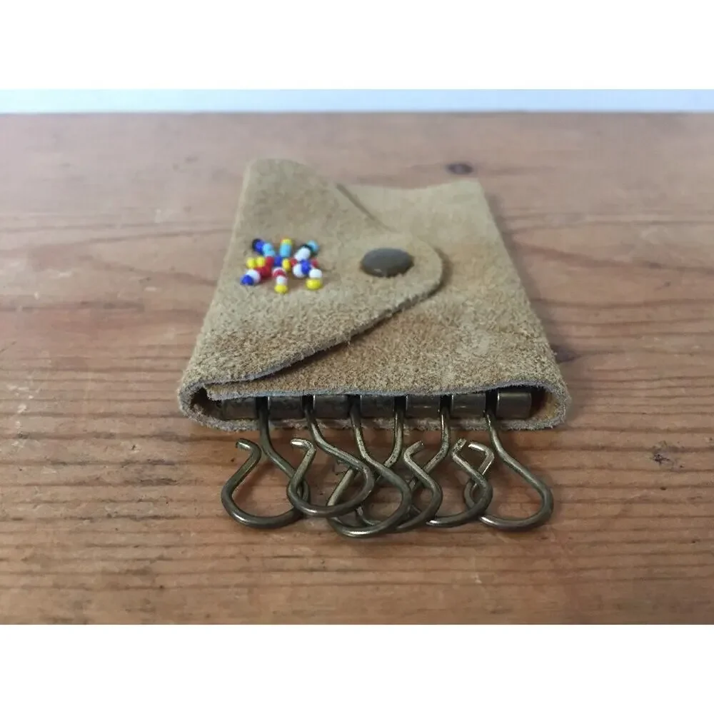 Vtg Southwestern Beaded Cow Hide Leather Snap Key Wallet Virginia VA Souvenir